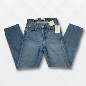 🆕 Universal Thread Mid-Rise Slim Fit Light Wash Jeans – NWT 👖